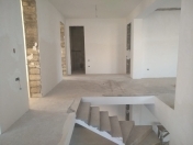 Satılır 10 otaqlı 196 m2 villa Sulutəpə