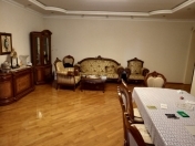 Satılır 4 otaqlı 178 m2 yeni tikili 28 May m.