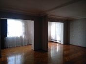 Satılır 5 otaqlı 120 m2 köhnə tikili 6 mkr