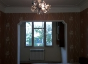 Satılır 2 otaqlı 60 m2 köhnə tikili Qələbə dairəsi