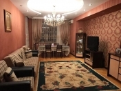 Satılır 4 otaqlı 168 m2 yeni tikili 28 May m.