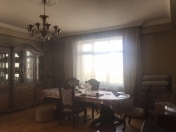 Satılır 3 otaqlı 120 m2 yeni tikili Gəncə