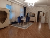 Satılır 4 otaqlı 214 m2 həyət evi Maştağa