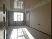 Satılır 2 otaqlı 91 m2 yeni tikili 28 May m.