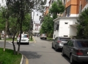 Satılır 3 otaqlı 70 m2 köhnə tikili Moskva univermağı