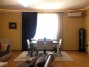 Satılır 4 otaqlı 128 m2 yeni tikili 5 mkr