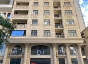 Satılır 3 otaqlı 144 m2 yeni tikili Koala parkı