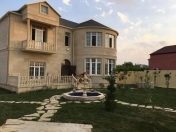 Satılır 6 otaqlı 250 m2 villa Novxanı