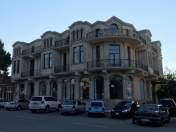 İcarəyə verilir 10 otaqlı 2000 m2 obyekt Gəncə