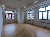 Satılır 3 otaqlı 127 m2 yeni tikili 5 mkr