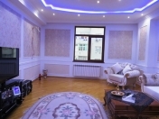 Satılır 3 otaqlı 120 m2 yeni tikili 28 May m.