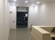 İcarəyə verilir 2 otaqlı 55 m2 ofis Elmlər Akademiyası m.