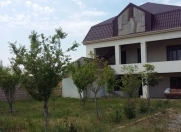 Satılır 8 otaqlı 570 m2 həyət evi Novxanı