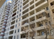 Satılır 4 otaqlı 136 m2 yeni tikili 1 mkr