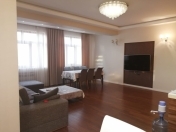 Satılır 3 otaqlı 125 m2 yeni tikili Nizami m.