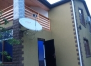 İcarəyə verilir 5 otaqlı 300 m2 villa Quba