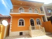 Satılır 4 otaqlı 240 m2 həyət evi Biləcəri