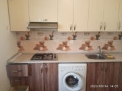 İcarəyə verilir 2 otaqlı 60 m2 köhnə tikili Qara Qarayev m.