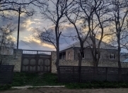 Satılır 8 otaqlı 250 m2 həyət evi Gədəbəy