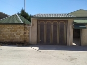 Satılır 7 otaqlı 350 m2 həyət evi Saray
