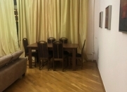 İcarəyə verilir 3 otaqlı 165 m2 köhnə tikili Port Baku