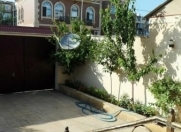 Satılır 5 otaqlı 200 m2 həyət evi Bakıxanov