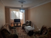 Satılır 2 otaqlı 60 m2 köhnə tikili 8 mkr