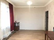Satılır 2 otaqlı 46 m2 köhnə tikili 8 km