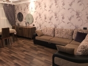 Satılır 4 otaqlı 75 m2 köhnə tikili Lökbatan