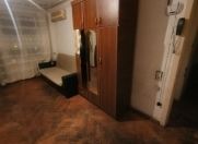 İcarəyə verilir 1 otaqlı 35 m2 köhnə tikili Respublika stadionu