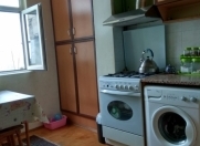 Satılır 1 otaqlı 40 m2 köhnə tikili Bakıxanov