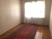 Satılır 4 otaqlı 94 m2 köhnə tikili Gəncə