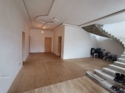 Satılır 6 otaqlı 310 m2 həyət evi Suraxanı r.