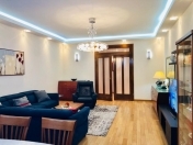 Satılır 4 otaqlı 180 m2 yeni tikili 28 May m.
