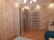 İcarəyə verilir 3 otaqlı 75 m2 köhnə tikili Prezident parkı