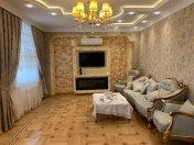 Satılır 4 otaqlı 140 m2 yeni tikili Əhmədli
