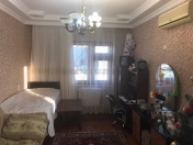 Satılır 2 otaqlı 60 m2 köhnə tikili Əhmədli