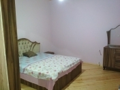 İcarəyə verilir 4 otaqlı 120 m2 bağ evi Qax
