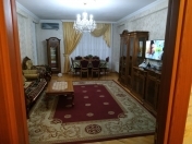Satılır 3 otaqlı 116 m2 yeni tikili Nəriman Nərimanov m.