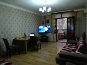 Satılır 2 otaqlı 42 m2 köhnə tikili 28 May m.