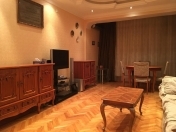 Satılır 3 otaqlı 100 m2 yeni tikili Nizami m.