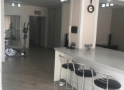 Satılır 4 otaqlı 210 m2 köhnə tikili Hüseyn Cavid parkı