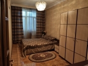 Satılır 3 otaqlı 160 m2 yeni tikili Nizami m.