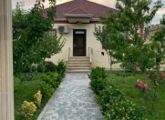 Satılır 3 otaqlı 100 m2 həyət evi Binə