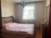 Satılır 4 otaqlı 90 m2 köhnə tikili Qaraçuxur