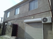 Satılır 6 otaqlı 260 m2 həyət evi Yeni Yasamal