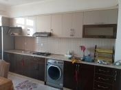 İcarəyə verilir 3 otaqlı 98 m2 yeni tikili Neapol dairəsi