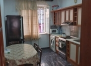 Satılır 3 otaqlı 100 m2 yeni tikili Nizami m.