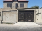 Satılır 5 otaqlı 200 m2 həyət evi Bakıxanov