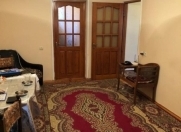 Satılır 2 otaqlı 50 m2 köhnə tikili Gənclik m.